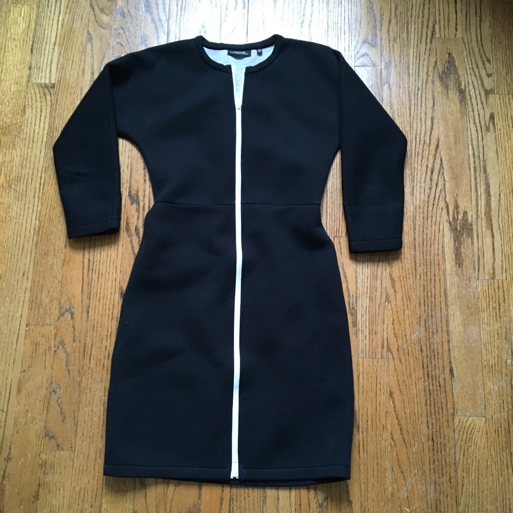 Kate spade Saturday dress. Black neoprene with white double zipper. Sz XS. NWOT